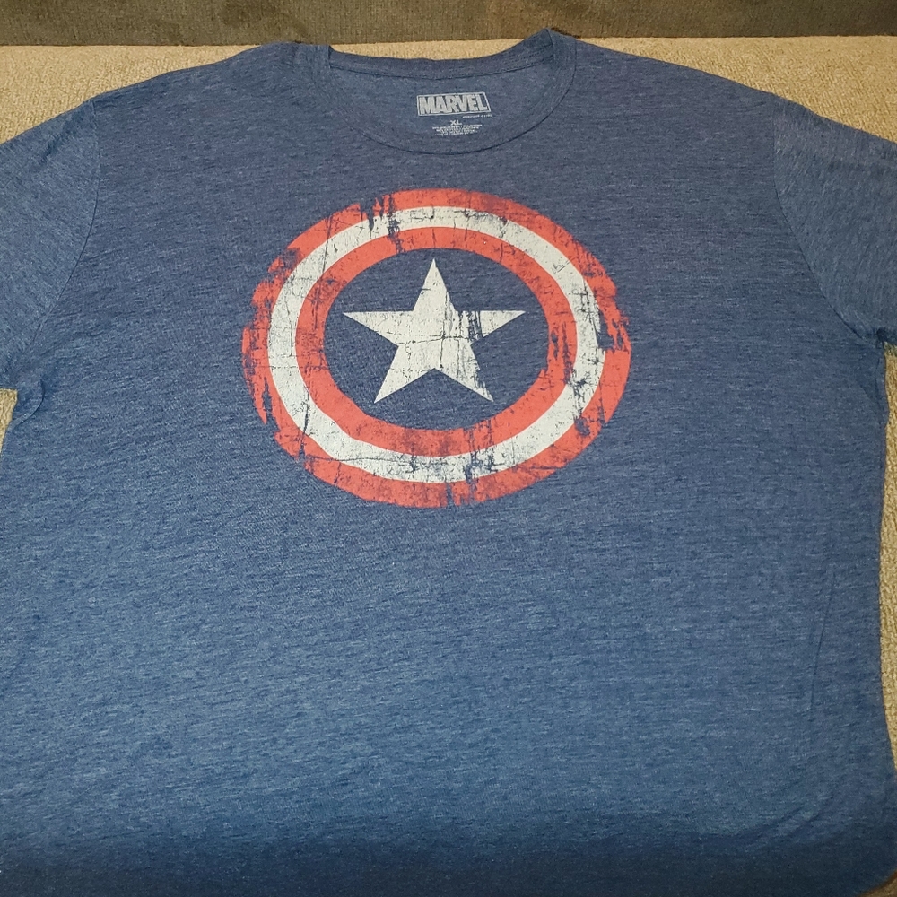 Graphic t-shirt